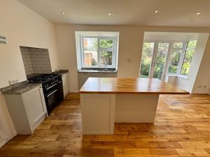 Dining kitchen- click for photo gallery